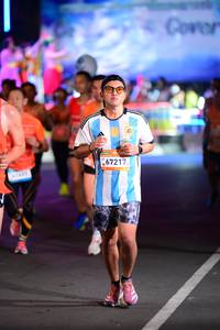 BIB: 47405, 67217
                            <button type="button" onclick="openModal(22930751)" class="btn btn-primary btn-sm float-right btn-popup" data-toggle="modal" data-target=".modal-high-quality">
                        <i class="fas fa-shopping-cart"></i> Add to Cart
                    </button>
                                            <button type="button" onclick="isThisMe(22930751, true)" class="btn btn-success btn-sm float-right btn-popup btn-isme hidden" data-toggle="tooltip" data-placement="bottom" title="นี่คือรูปของคุณใช่ไหม คลิกที่นี่เพื่อเอาเข้าอัลบั้ม">
                        <i class="fas fa-plus"></i> Add to album
                    </button>
                    <button type="button" onclick="isThisMe(22930751, false)" class="btn btn-warning btn-sm float-right btn-popup btn-isnotme hidden">
                        <i class="fas fa-ban"></i> Remove from album
                    </button>